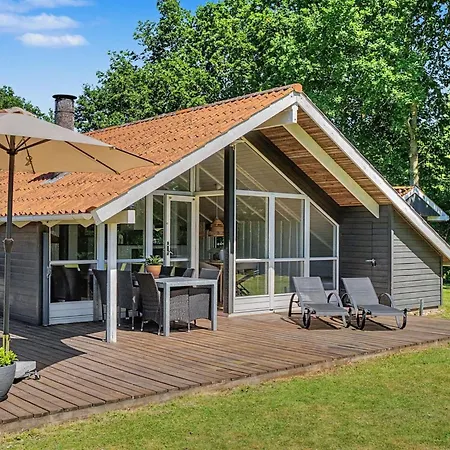 Hébergement de vacances Troen - 400m From The Sea By Interhome *