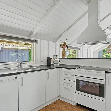 Hébergement de vacances Troen - 400m From The Sea By Interhome *