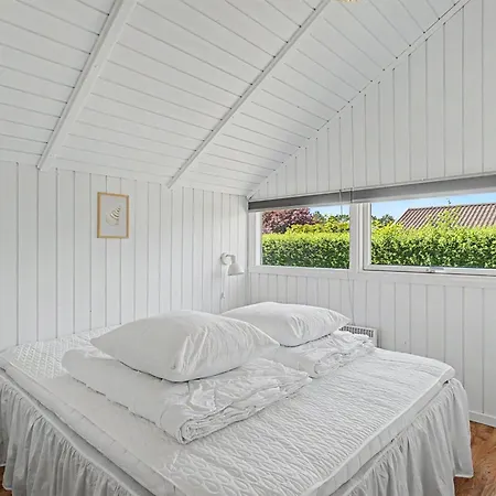 Troen - 400m From The Sea By Interhome